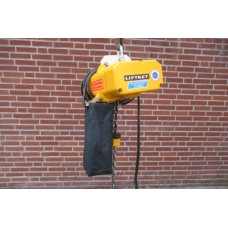 Kettingtakel 750 kilo - hefhoogte 185 cm - 3 fase 400 V. Used